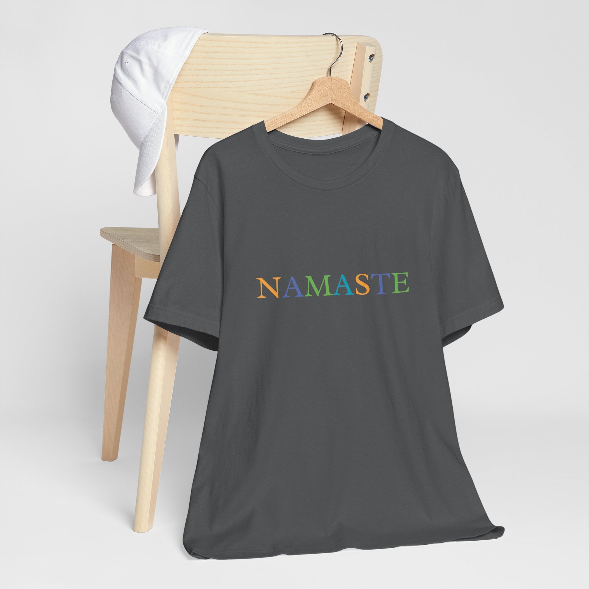 Tramunquiero NAMASTE Unisex T-shirt met ronde halslijn