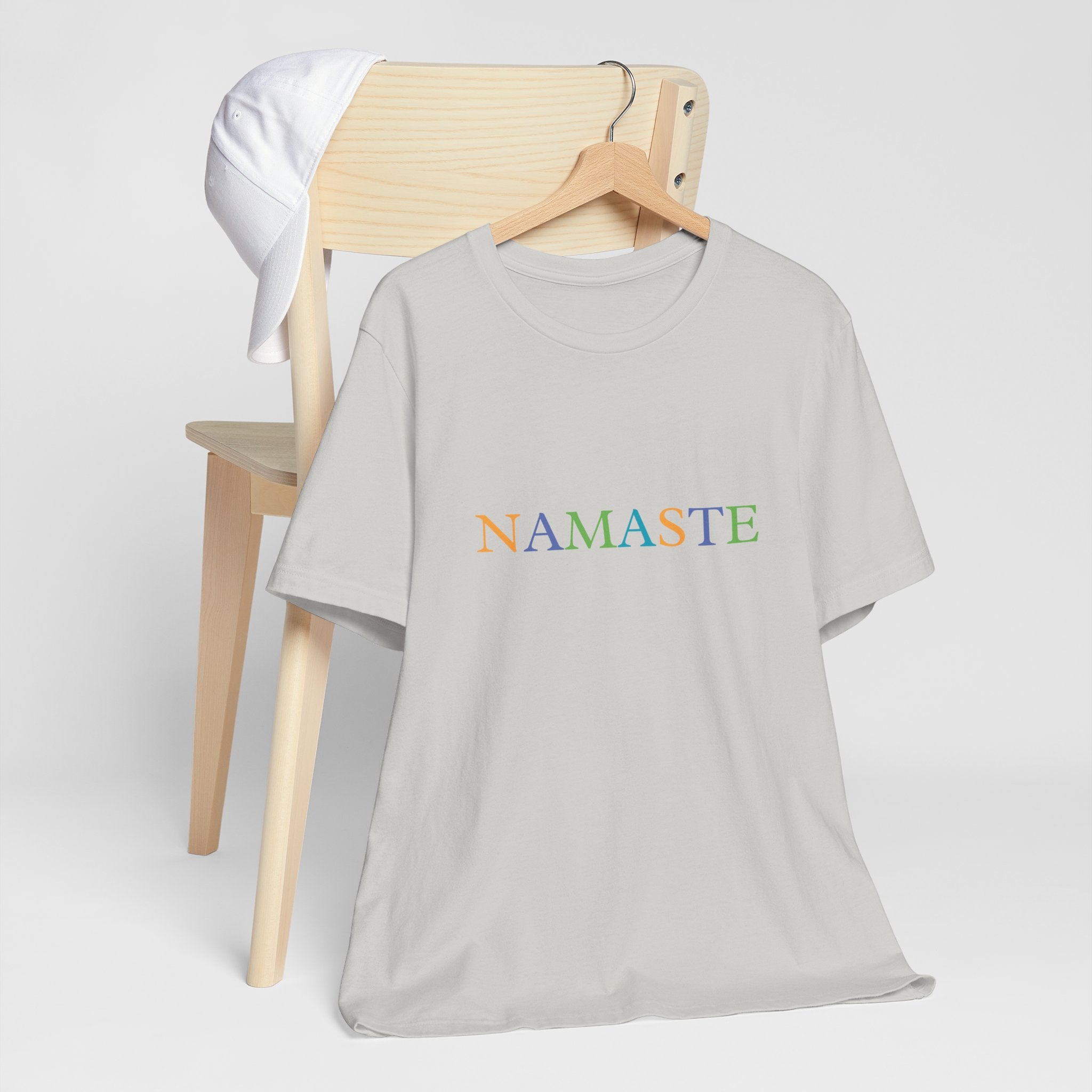 Tramunquiero NAMASTE Unisex T-shirt met ronde halslijn